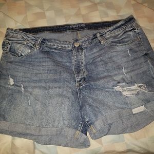 Maurice's jean shorts